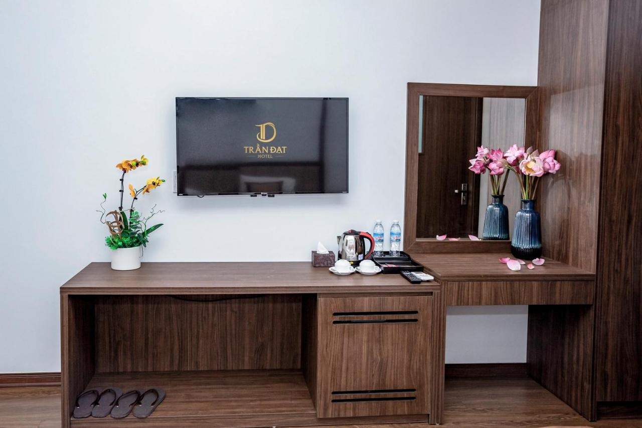 Tran Dat Hotel Ha Long Zewnętrze zdjęcie