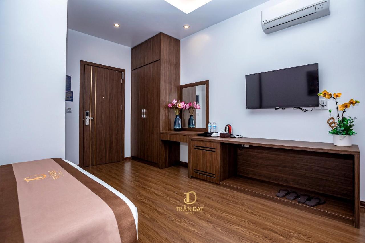 Tran Dat Hotel Ha Long Zewnętrze zdjęcie