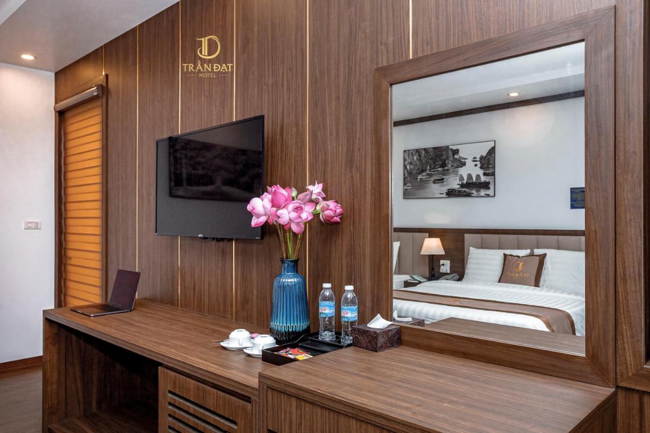 Tran Dat Hotel Ha Long Zewnętrze zdjęcie